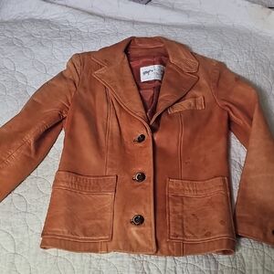 Vintage Women's Tan Leather Jacket